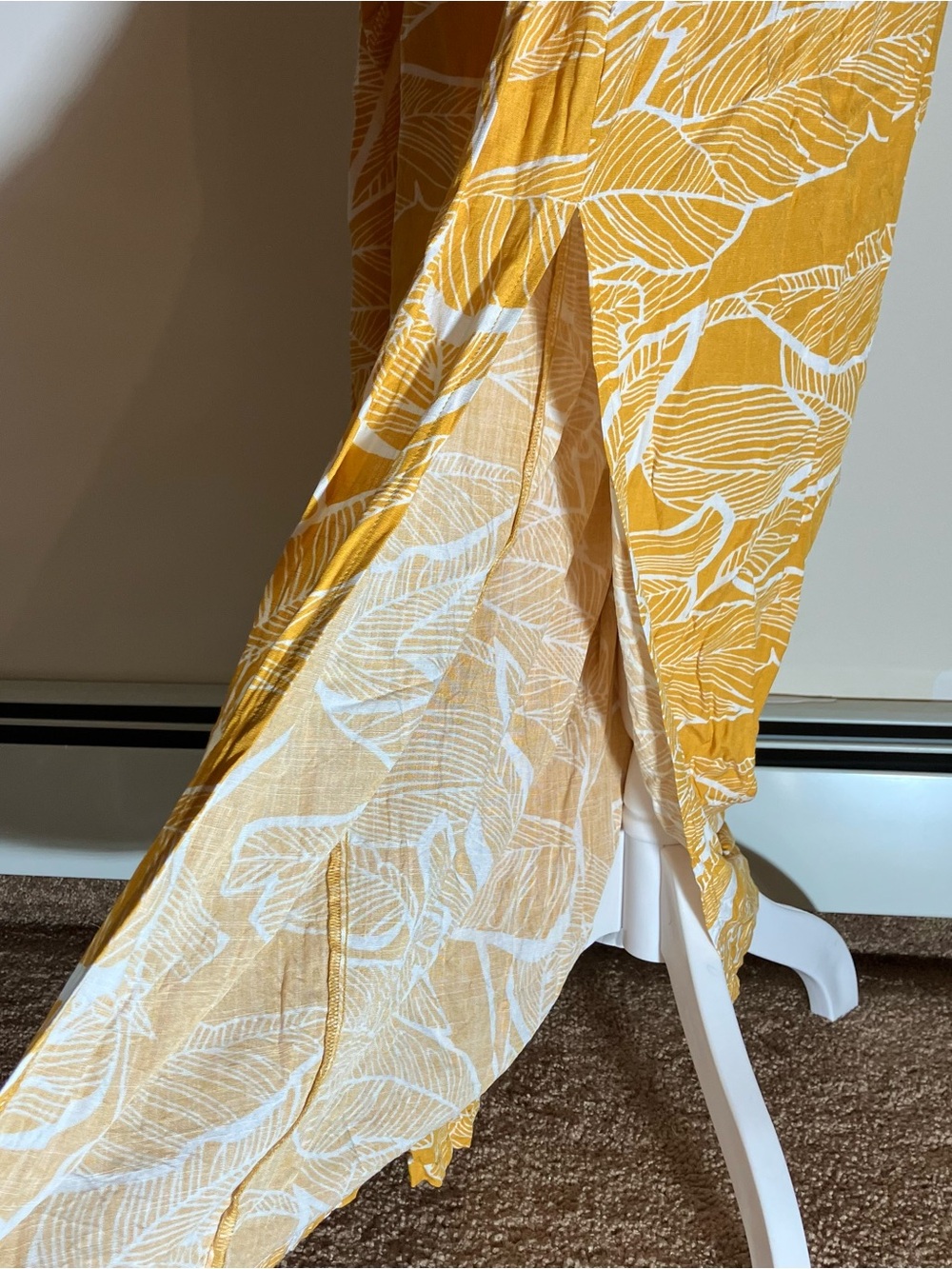 Cupshe Mustard Yellow Floral Maxi Jumpsuit Wide Leg Side Slit size Large - Picture 7 of 8